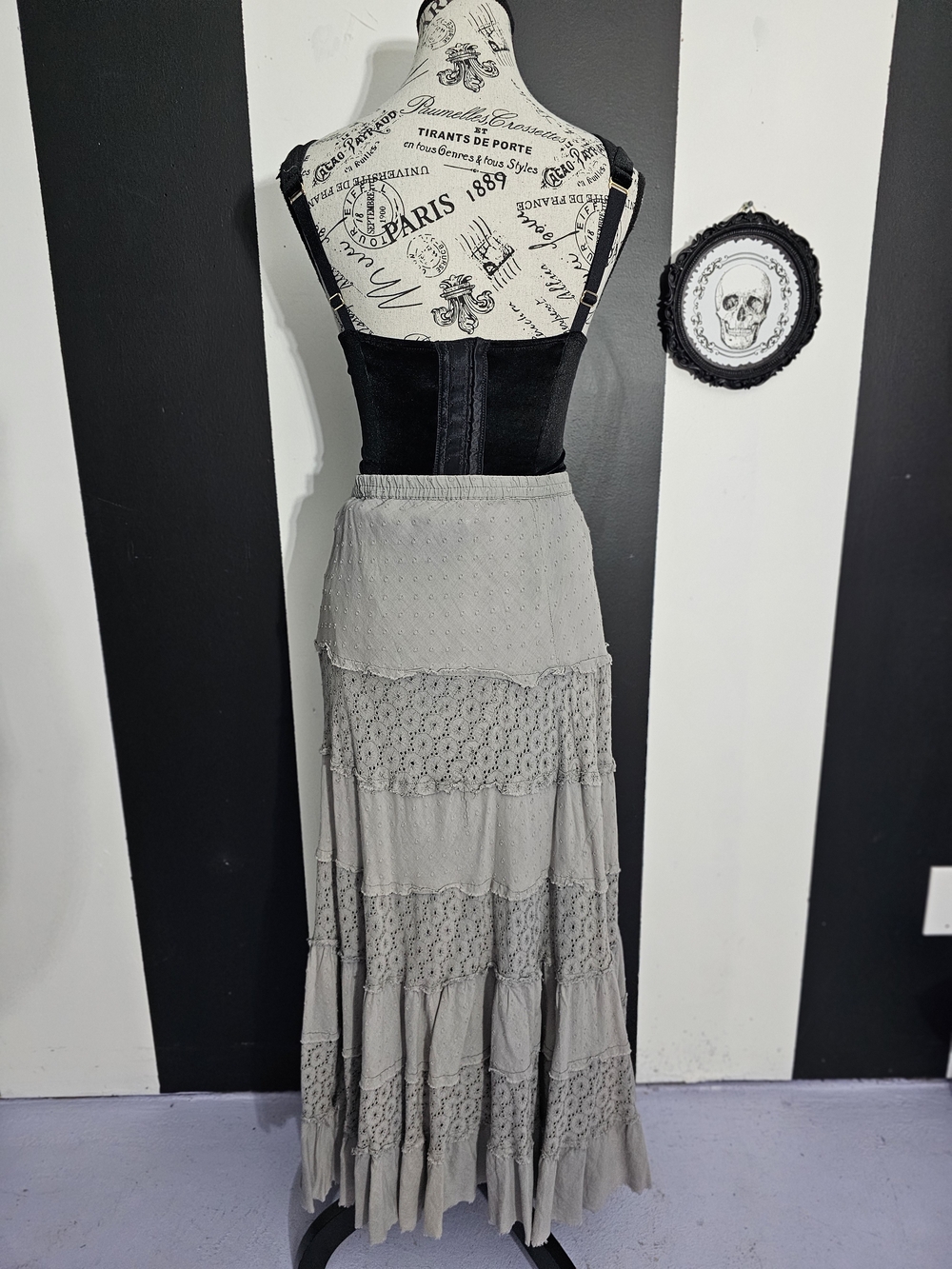 Saint Tropez West Gray Tiered Lace Maxi Skirt - Picture 3 of 5